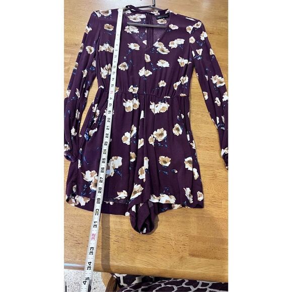 Kendall & Kylie Womens Floral V-Neck Choker Neckline Cutout Romper Multi Size XS - Picture 9 of 11